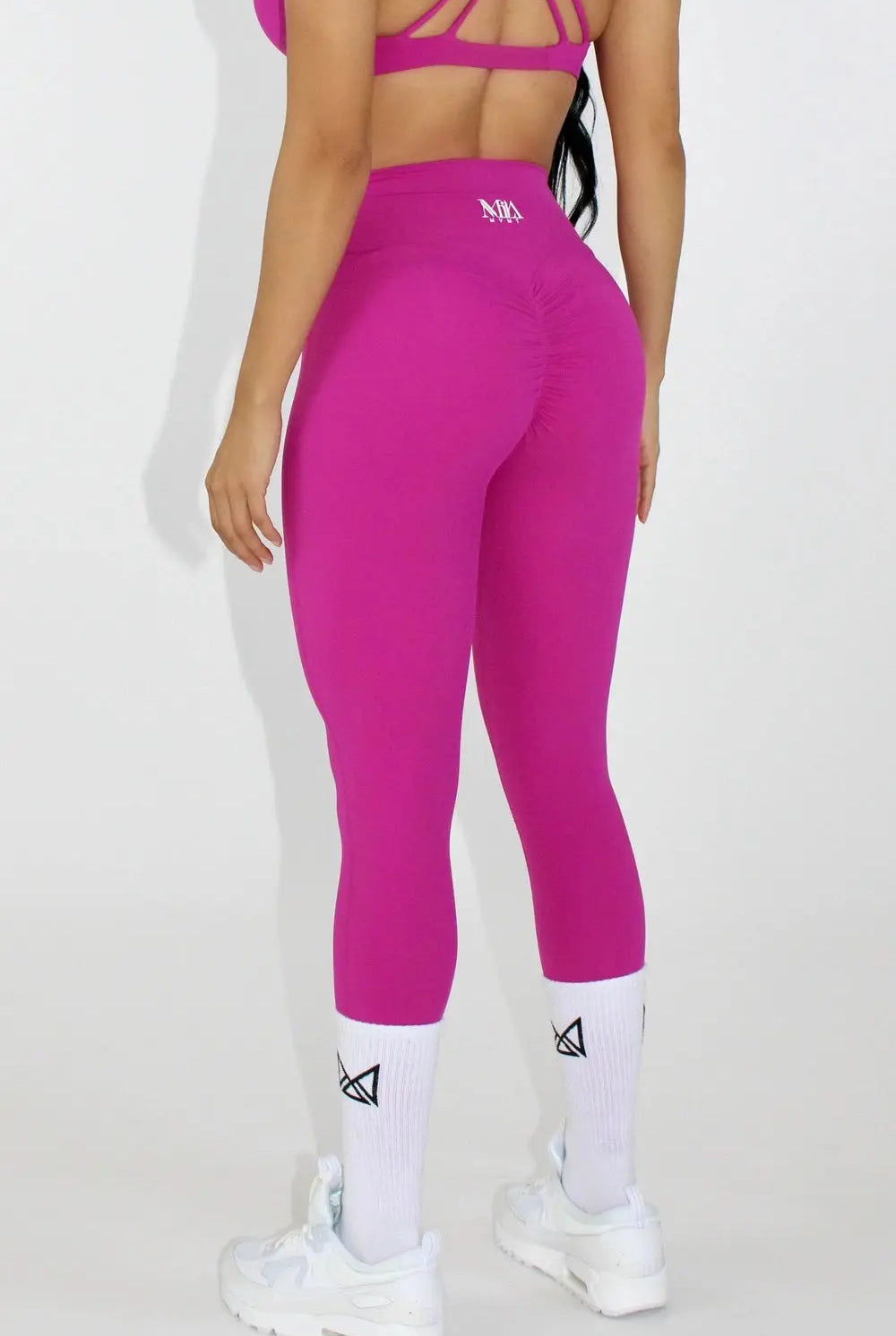 Aria Crossover V-Waist Scrunch Leggings - Fuchsia Sideback