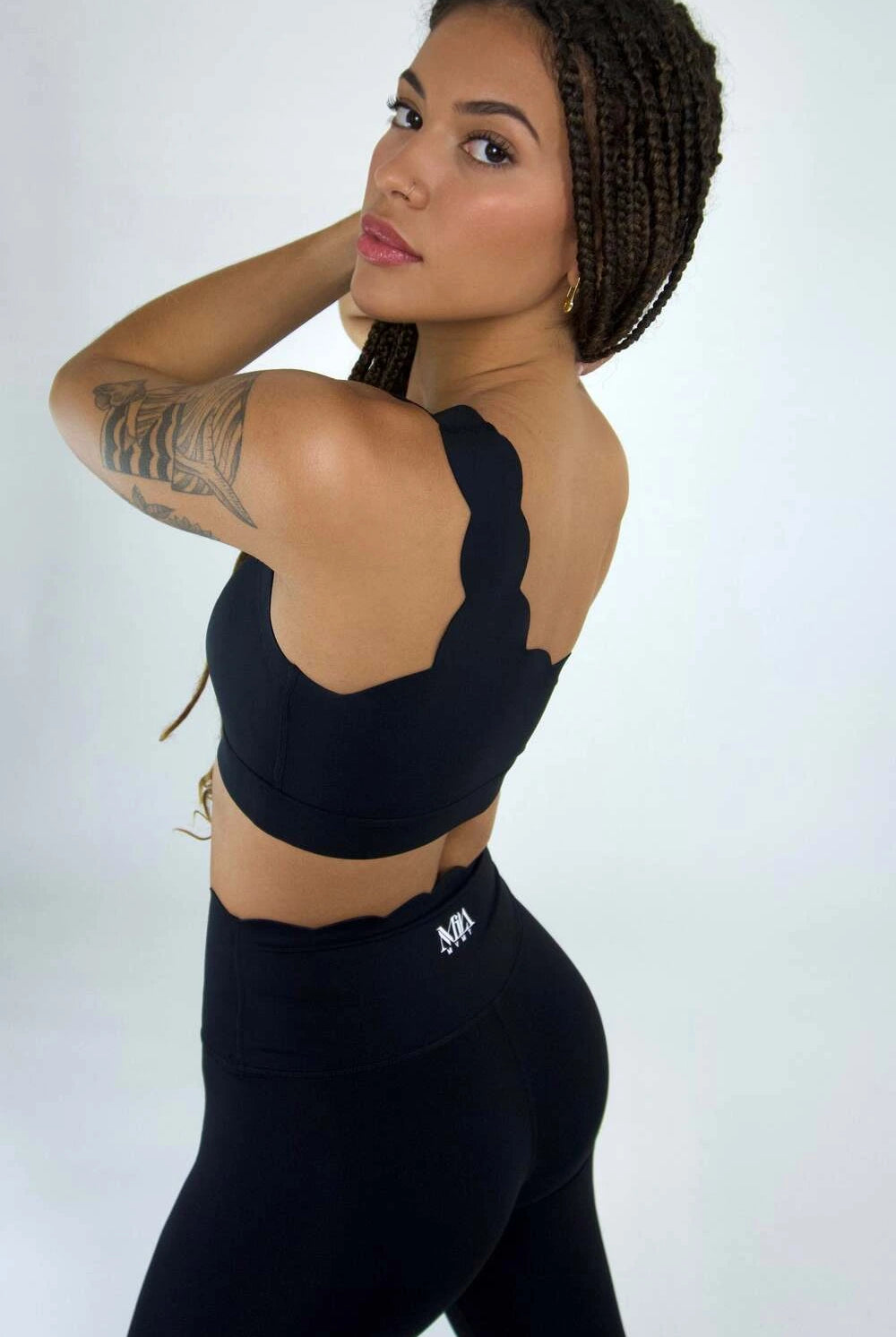Cami Cloud One Shoulder Bra Black - front side view