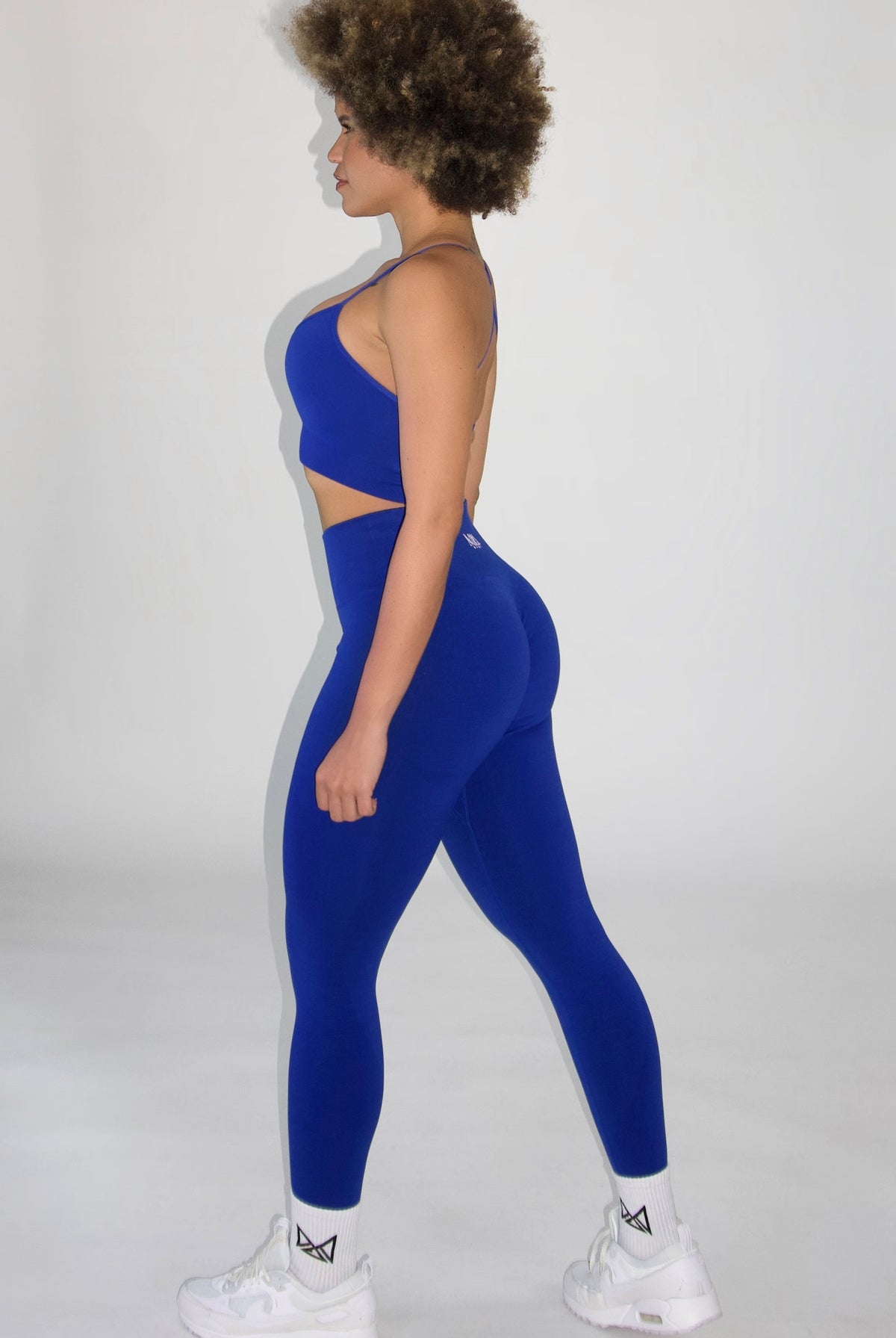 MILA MVMT Sportswear Galia Sports Bra & Claire Seamless Contour Leggings