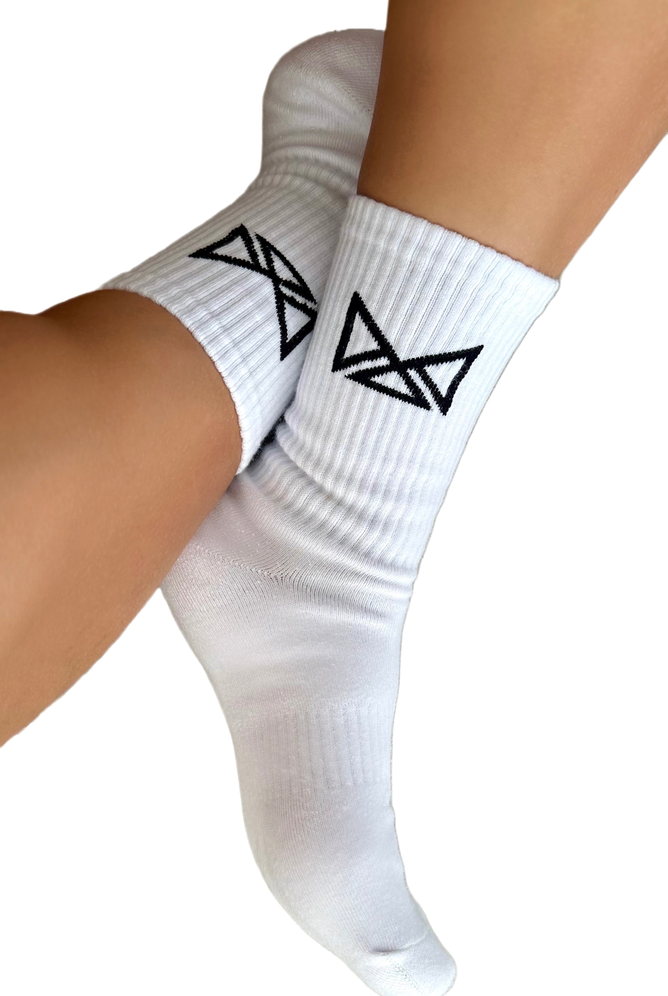 MILA MVMT Sportswear #MVMT Everyday Crew Socks in White.