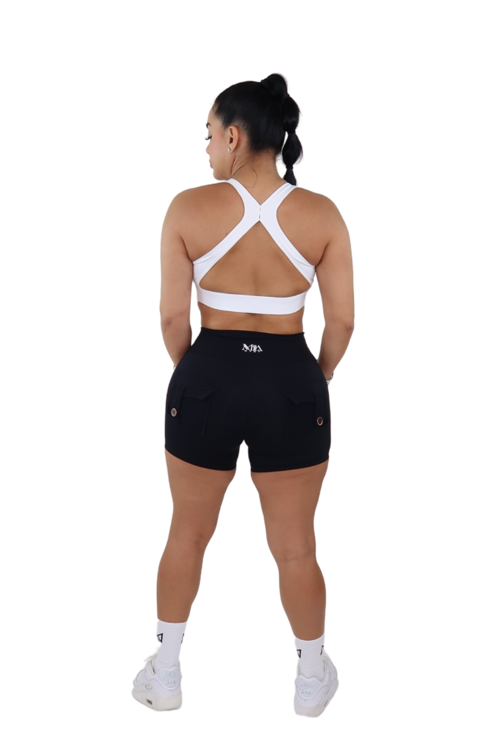 Suri Sports Bra - White - MILA MVMT