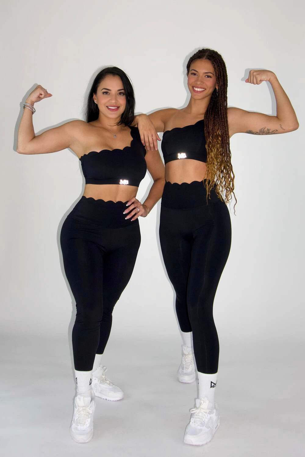 Cami Cloud One Shoulder Bra Black friends