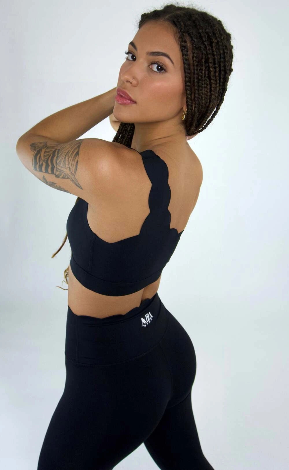 Cami Cloud One Shoulder Bra Black - front side view