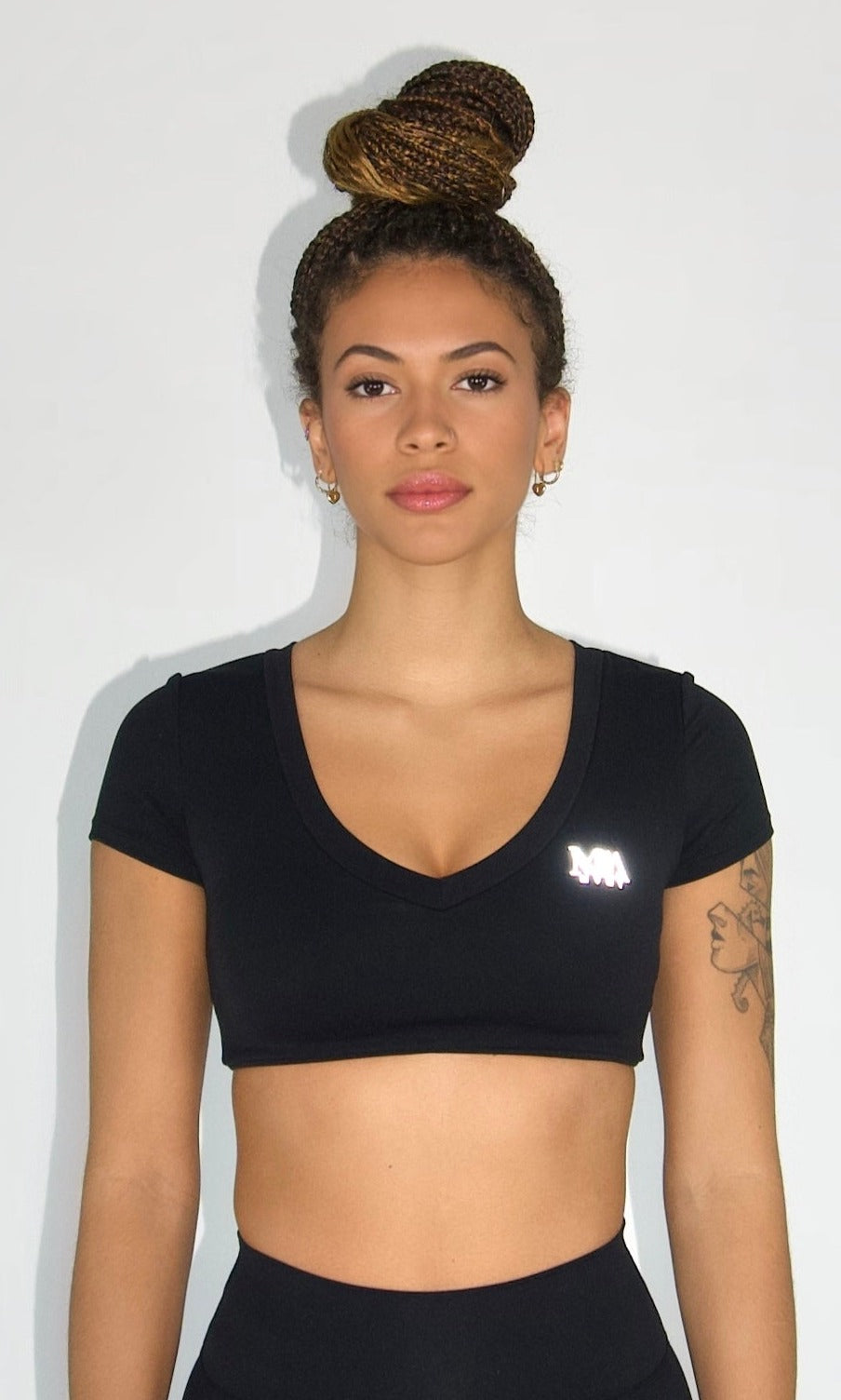 MILA MVMT Sportswear Emmie Short Sleeve Crop Top Sports Bra & Emmie Shorts Leggings Black