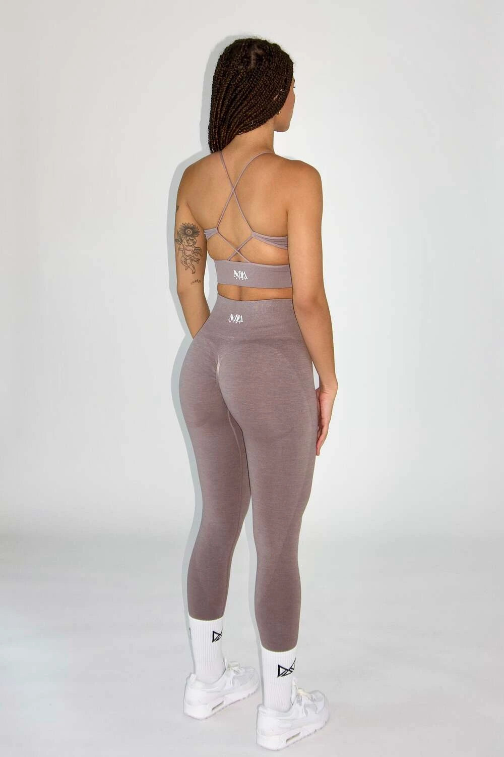 MILA MVMT Sportswear Carli Seamless Sports Bra Acai & Claire Seamless Contour Leggings Acai