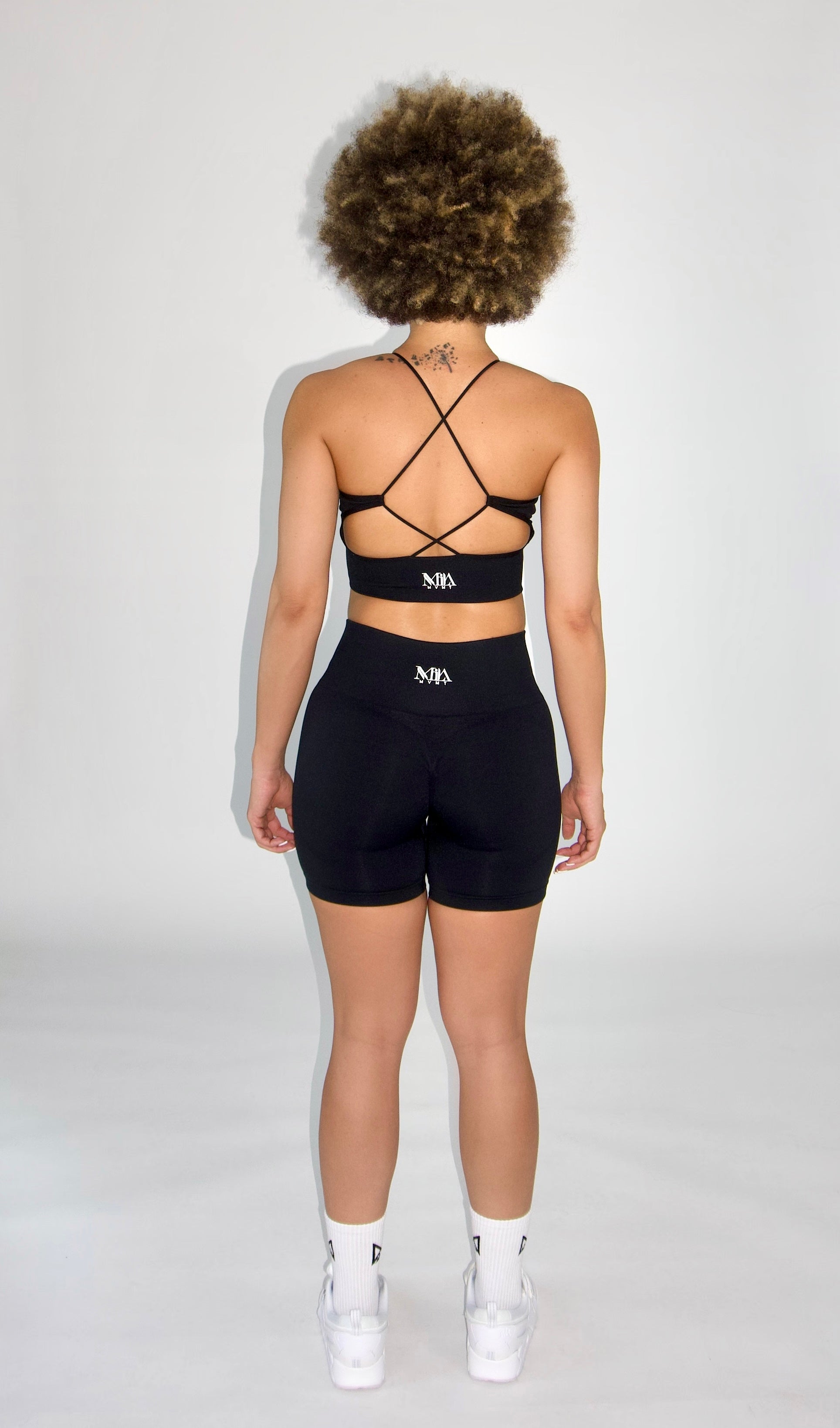 Zoey Seamless Contour Shorts - Black back view