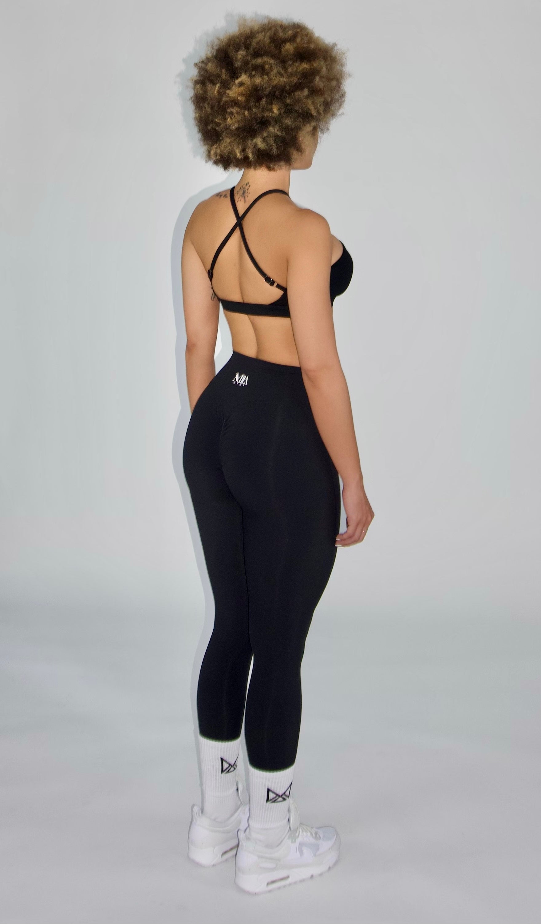 MILA MVMT Sportswear Sports Pia Bra & Aria Leggings Black