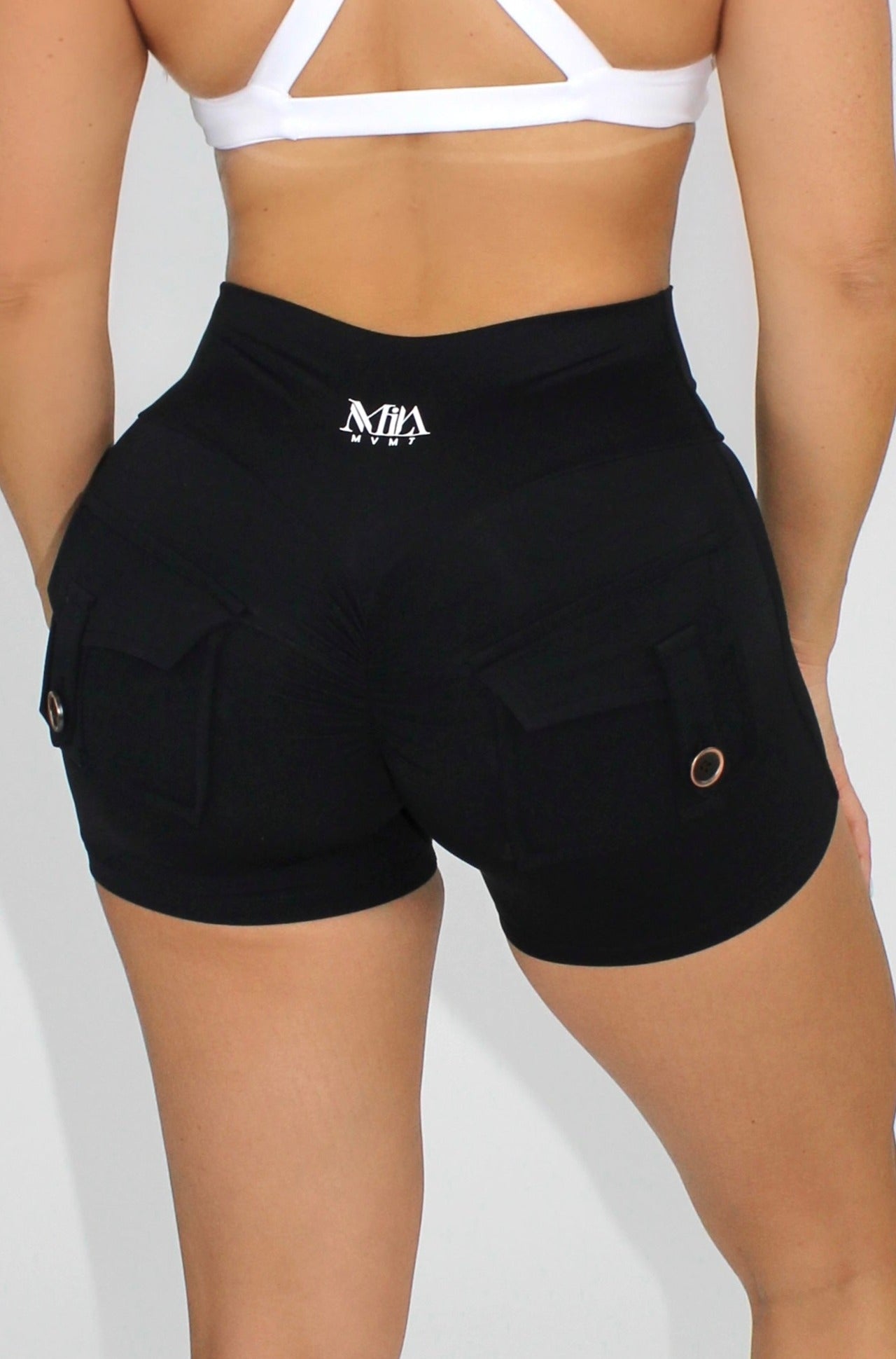 Selene Scrunch Booty Pocket Shorts - Black