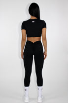 MILAMVMTSportswearGymYogaTennisGymTwistFrontCropTops Black CRop top facing back