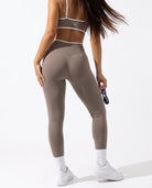 Shell Leggings: Back